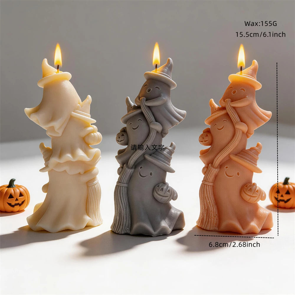 Stacked witch ghost measurement graphic with 15.5 cm height, 6.8 cm width and 155 g wax reference