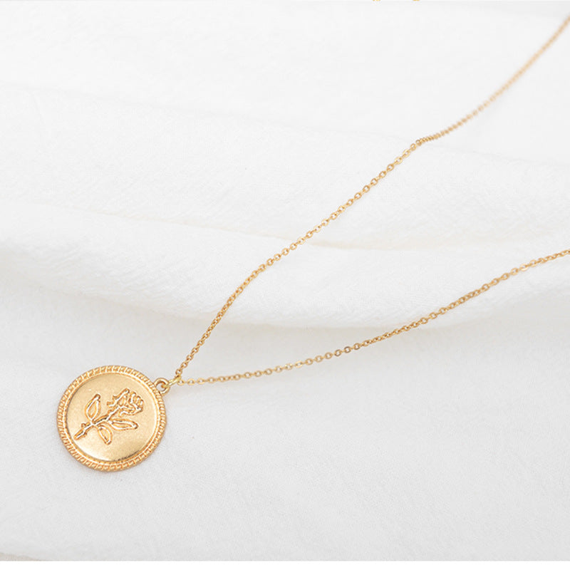 Golden Coin Rose Necklace Obsesie