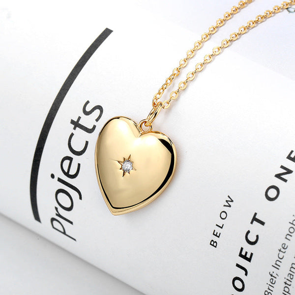 Golden Love Necklace Obsesie