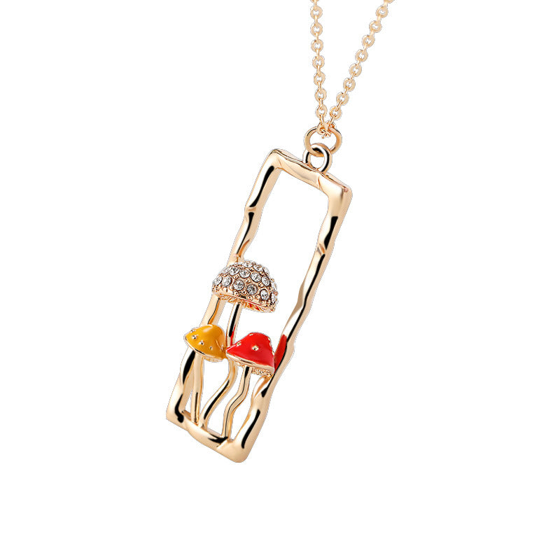 Mushroom Necklace Female Personality Fashion Drip Oil Diamond Niche Trend Clavicle Chain Jewelry Obsesie