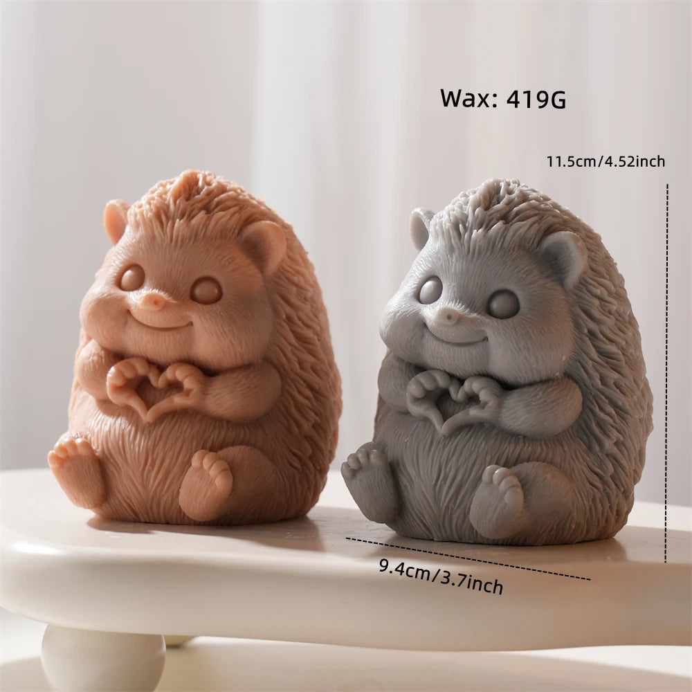 Hedgehog casting size diagram showing 11.5 cm height and 9.4 cm base width