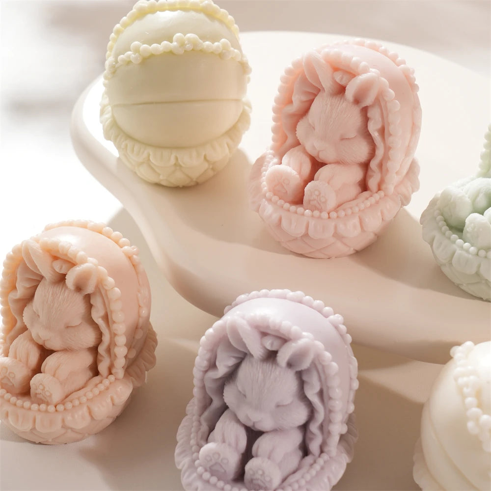 Rear cradle profile beside detailed bunny fronts