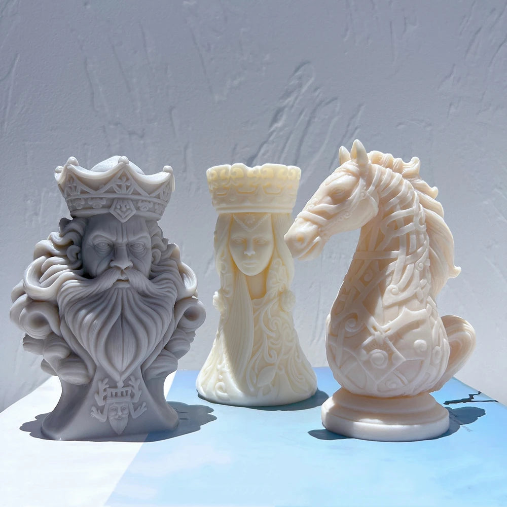 King, Queen and horse-head Knight castings