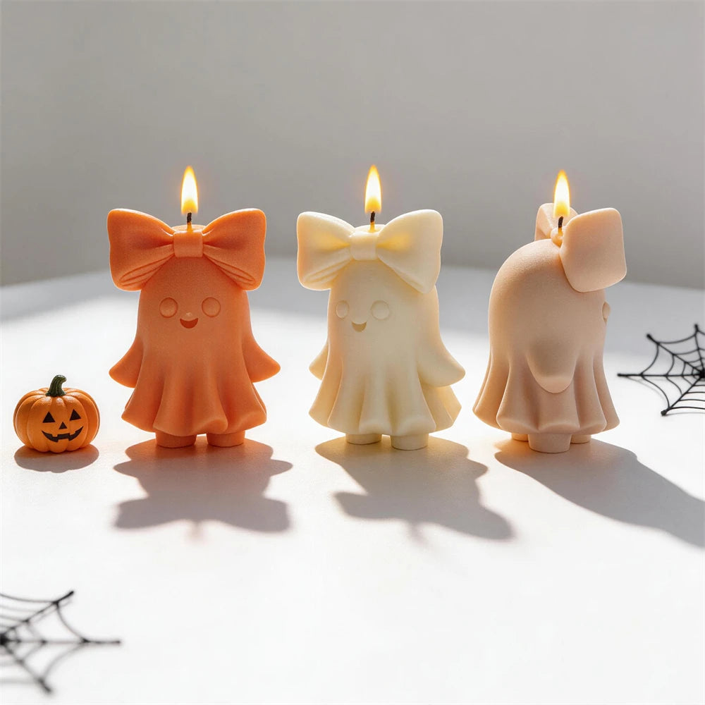 Front and side views of large-bow ghost figures