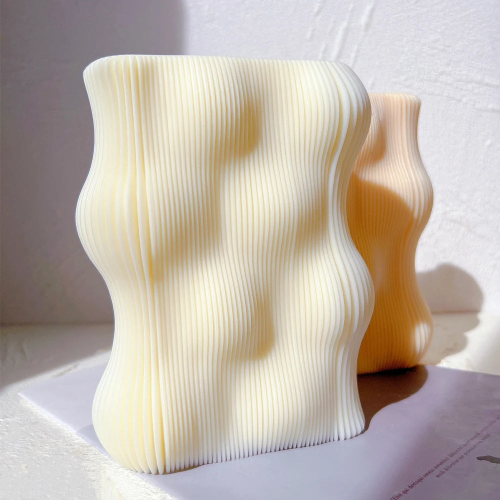 Close view of rounded bubble contours beneath vertical grooves