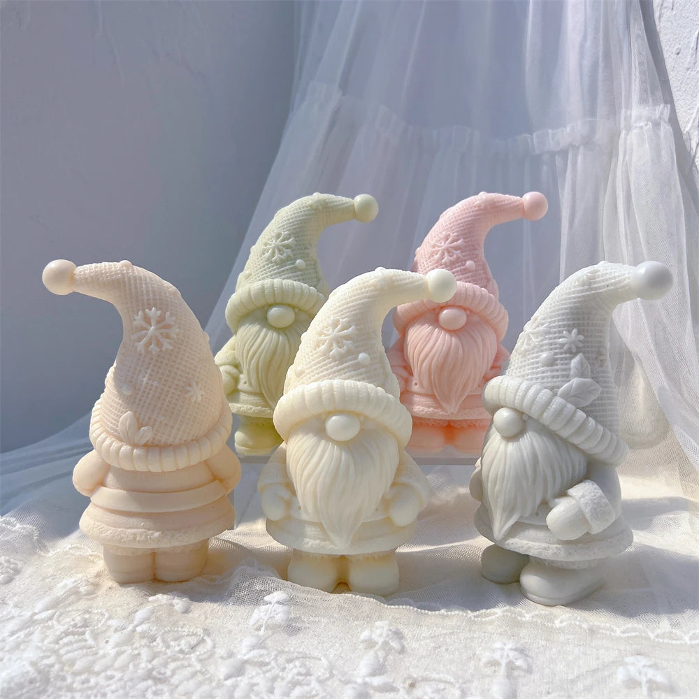 Star Hat gnome castings showing a long beard and decorated hat
