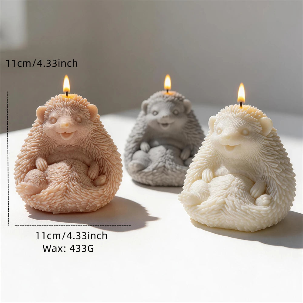 Hedgehog finished candle measuring 11 cm tall and wide estimated 433 g wax