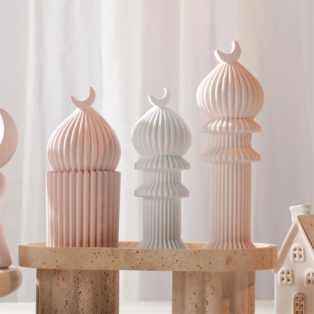 Fluted and stacked dome pillar castings with pointed onion-shaped tops