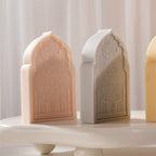 Side view of thick arched plaques and raised borders