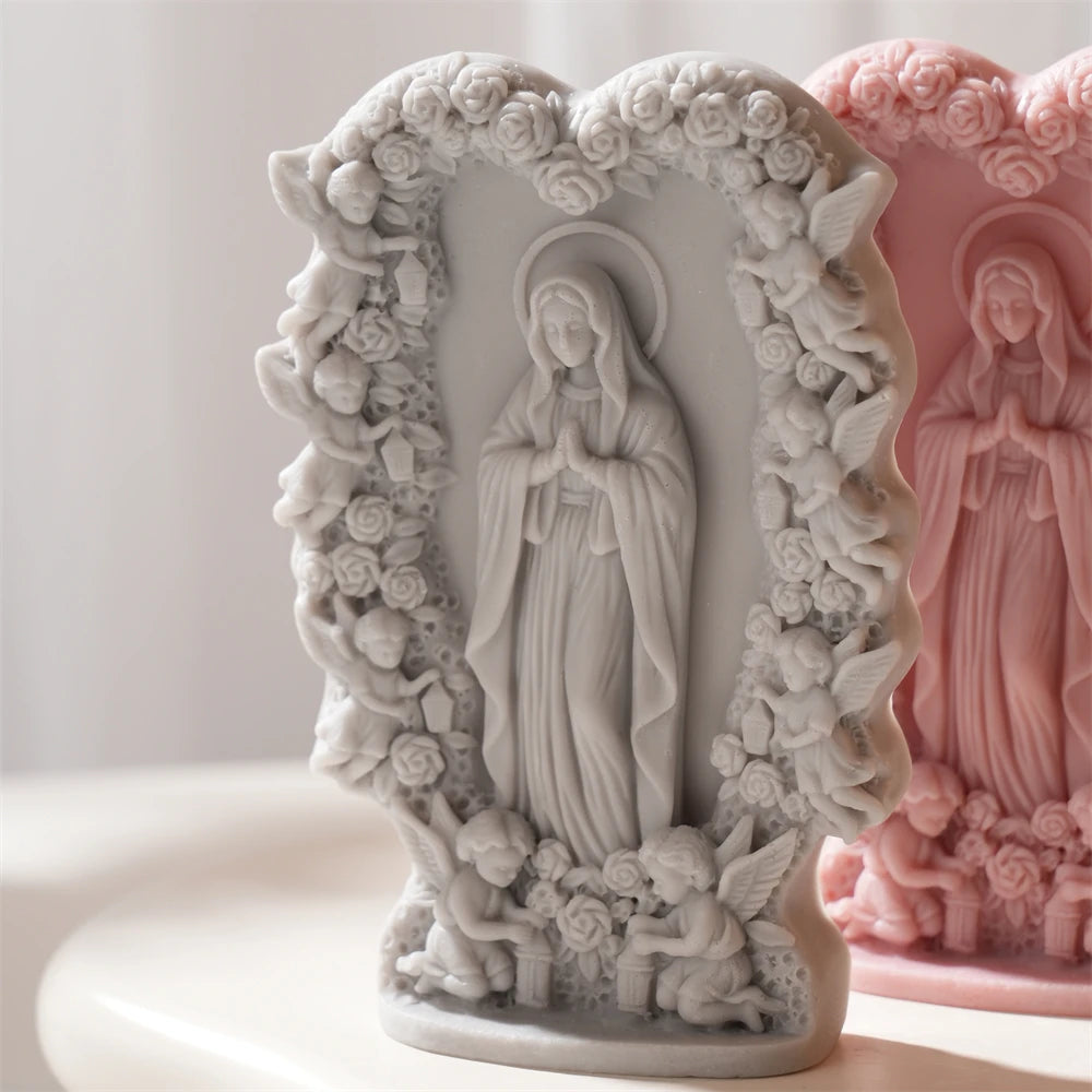 Close view of praying figure, roses and cherub border