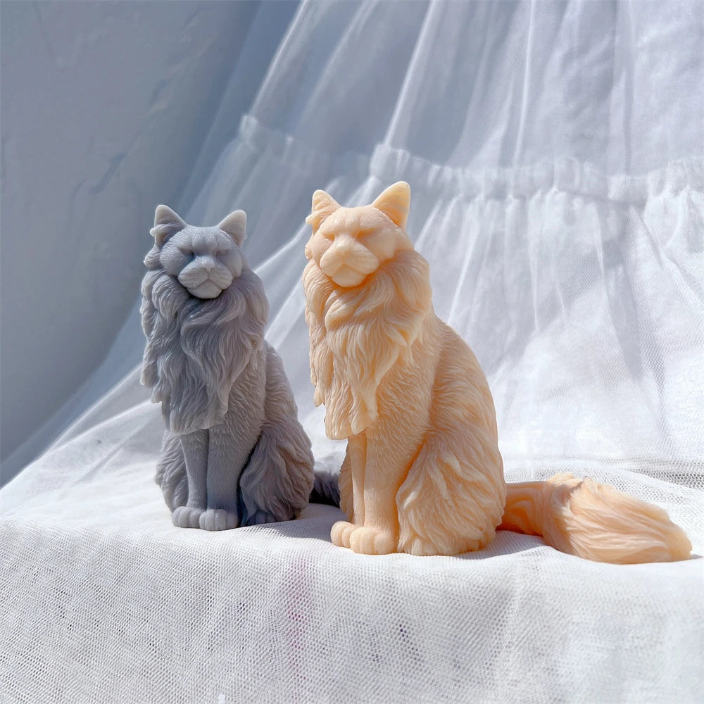 Long-haired cat figures viewed from the front