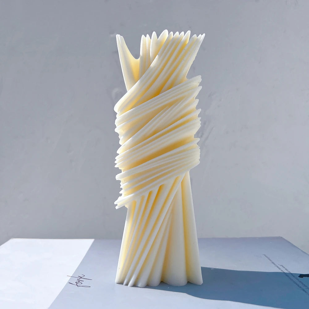 Single cream wrapped ribbon casting with fanned top and base details