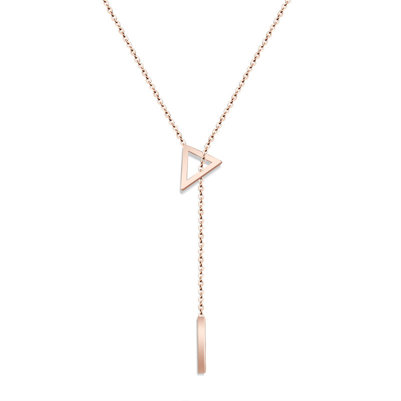 Triangle LOVE Clavicle Necklace Obsesie