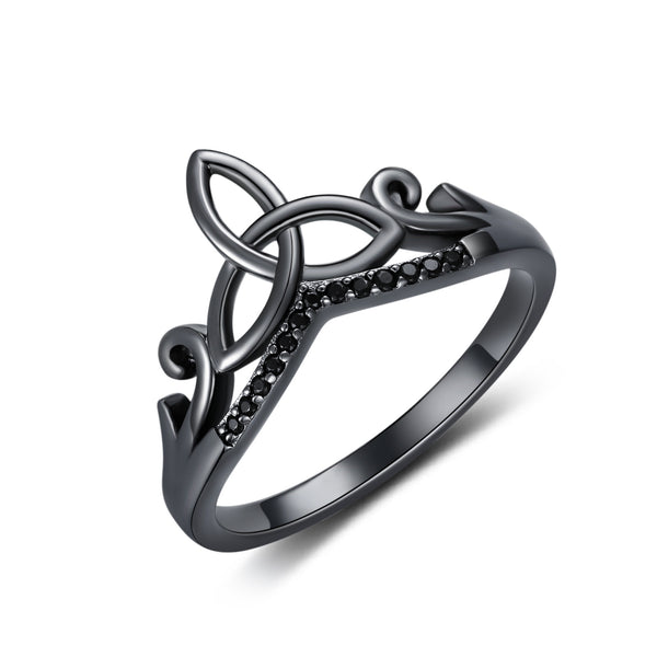 Black Celtic Triquetra knot Ring - Sterling Silver 