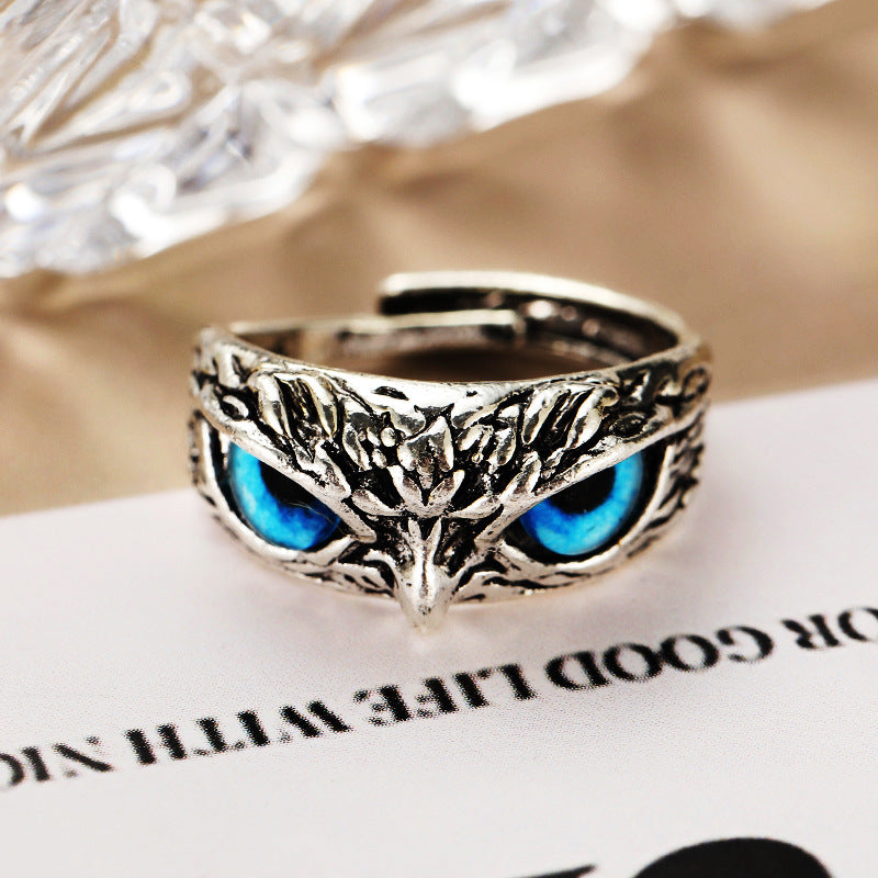 Retro Blue Eyes Owl  Ring